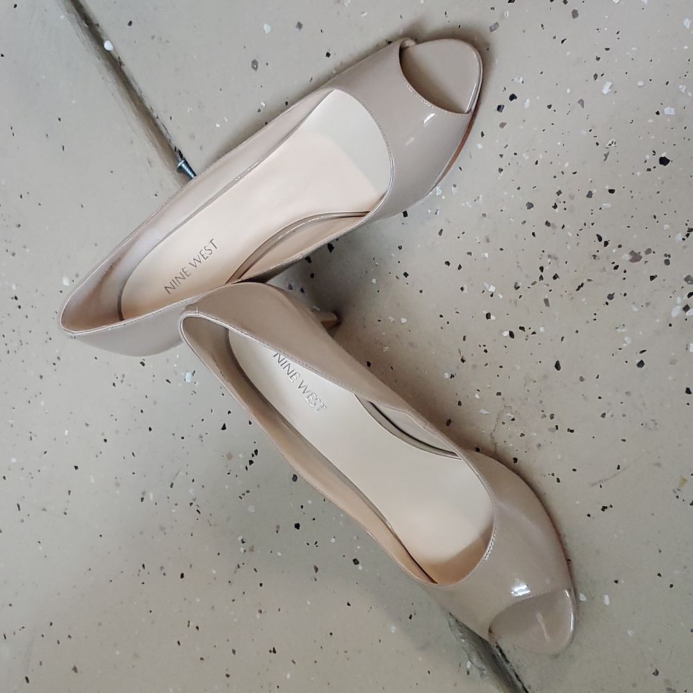 Womens shoes